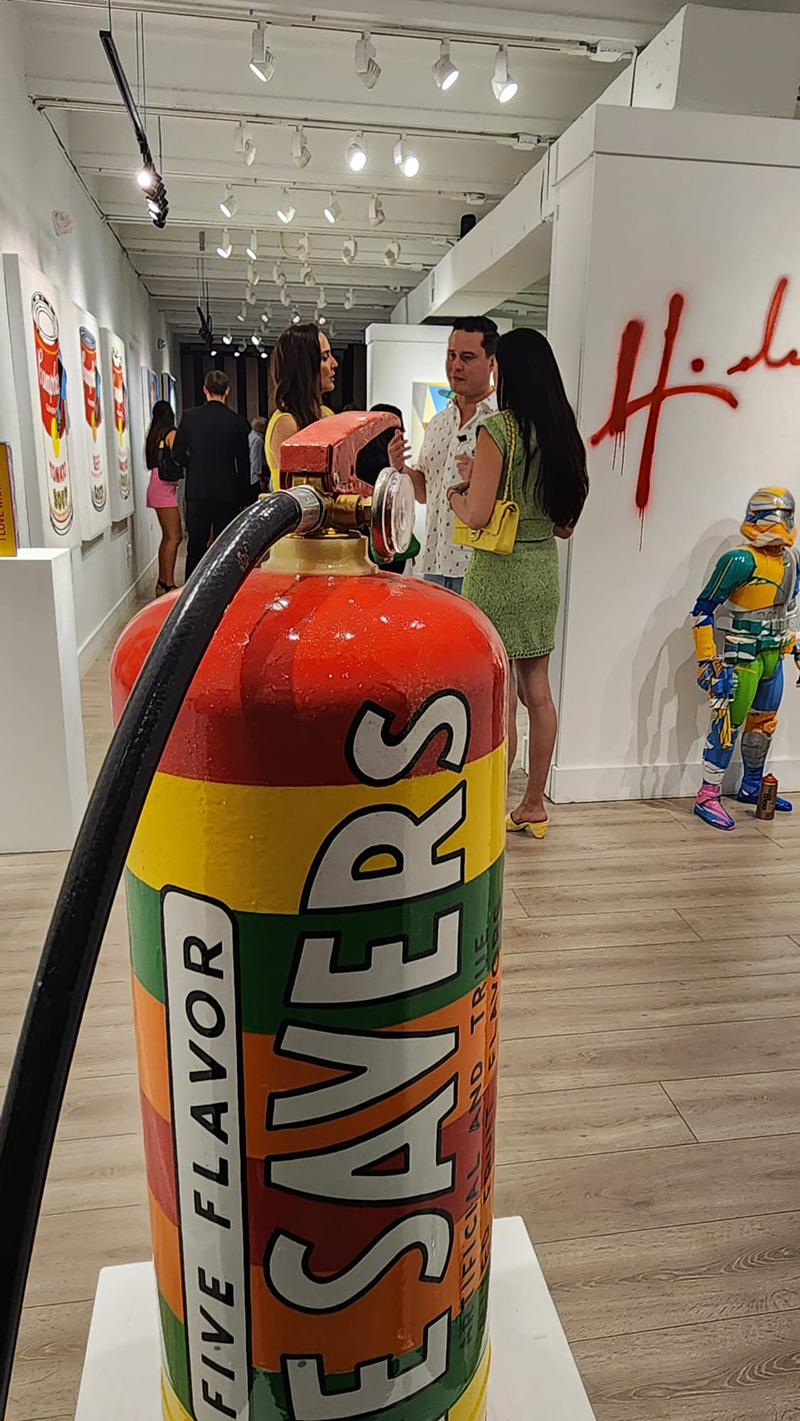 event with the participation of artist Leonardo Hidalgo